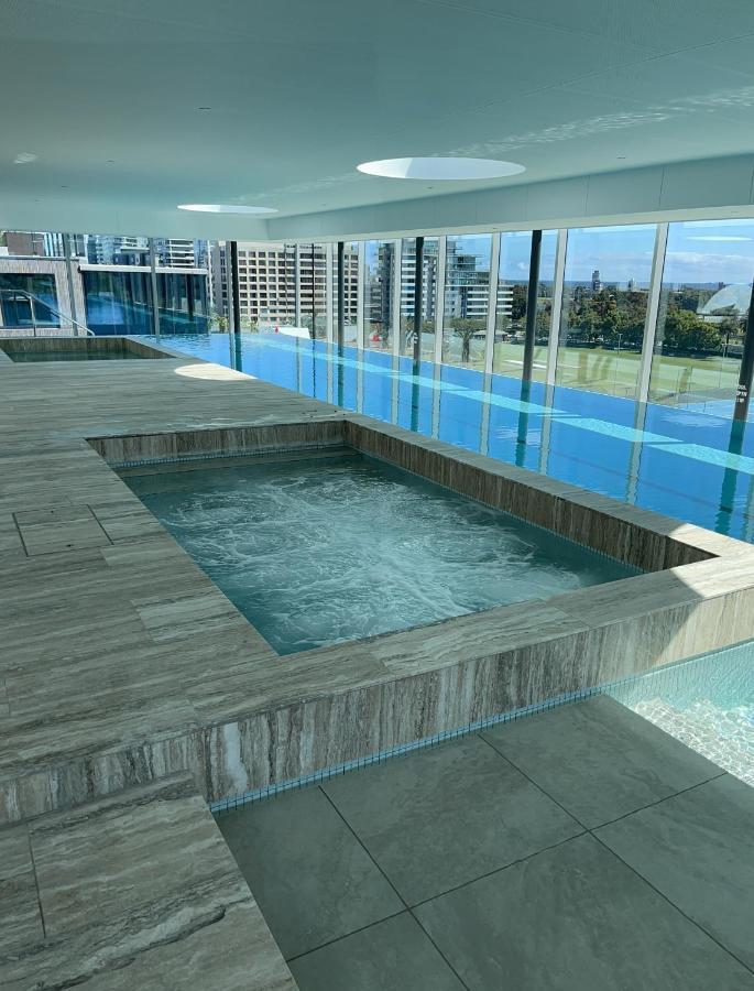 The Fawkner Apartment Bay-View Pool/Gym Free Parking Melbourne City Exterior foto